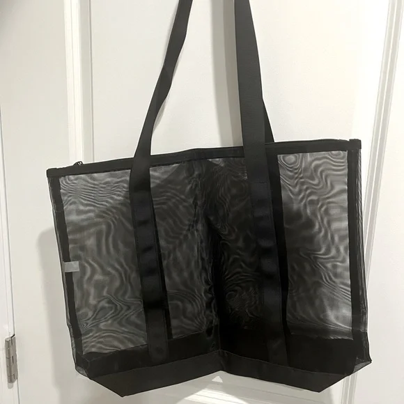 バッグ FCRB MESH TOTE BAG F.C.Real Bristol（エフシーレアルブリストル）の「MESH TOTE